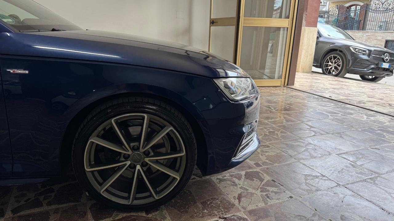 Audi A4 Avant 2.0 TDI 150 CV S-Line Tetto Apribile