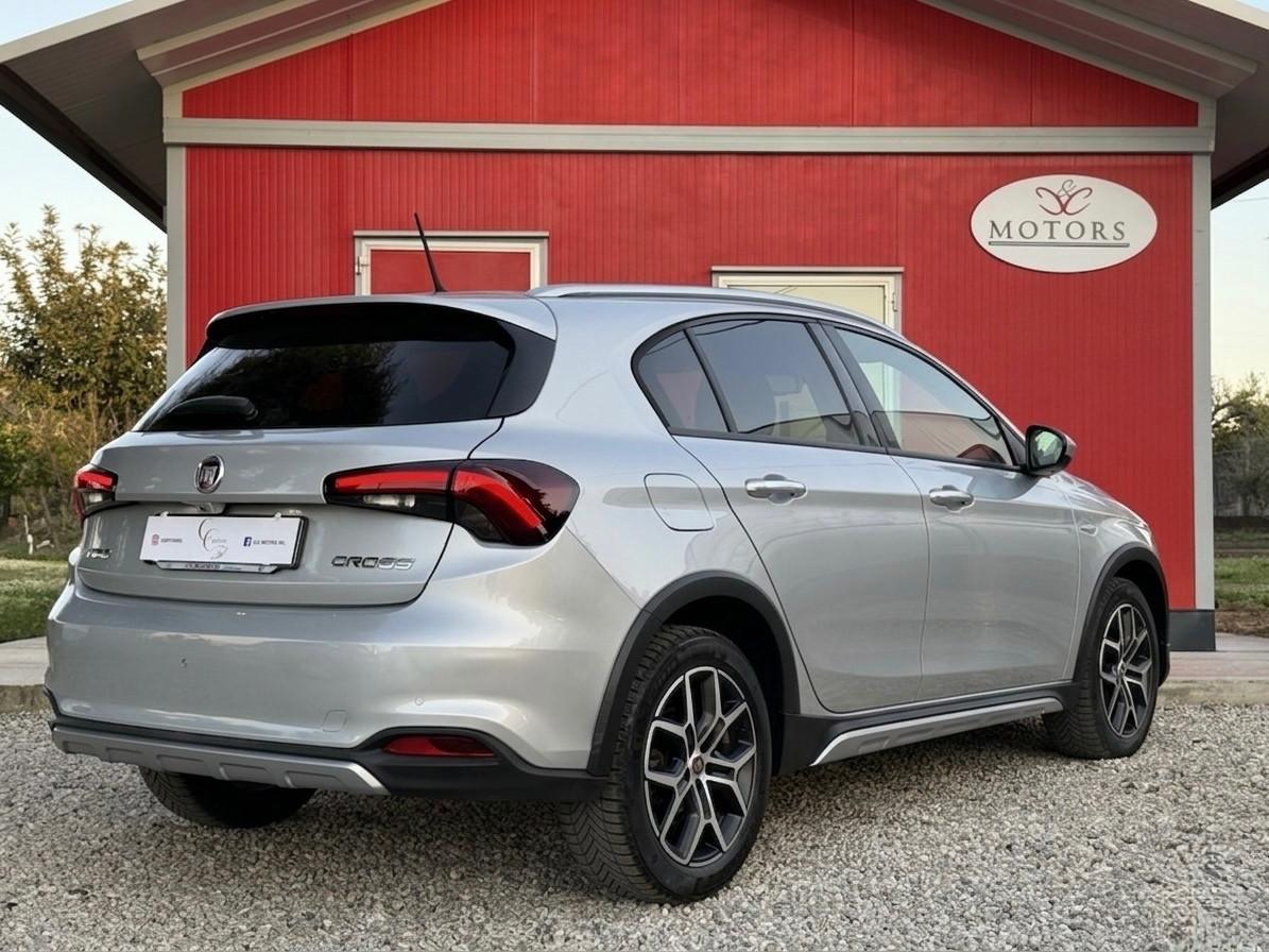 Fiat Tipo 1.6 Mjt S&S 5 porte Cross