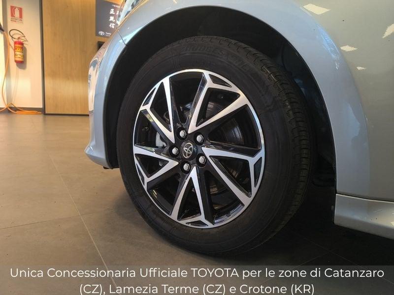 Toyota Yaris Hybrid Trend MY22