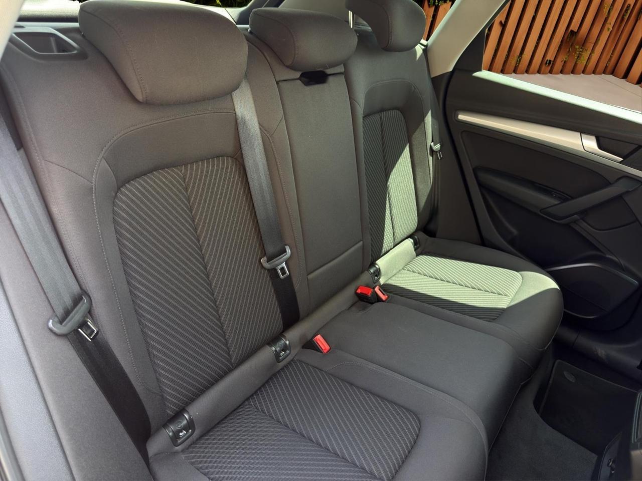 Audi Q5 2.0 TDI quattro S tronic Business Sport