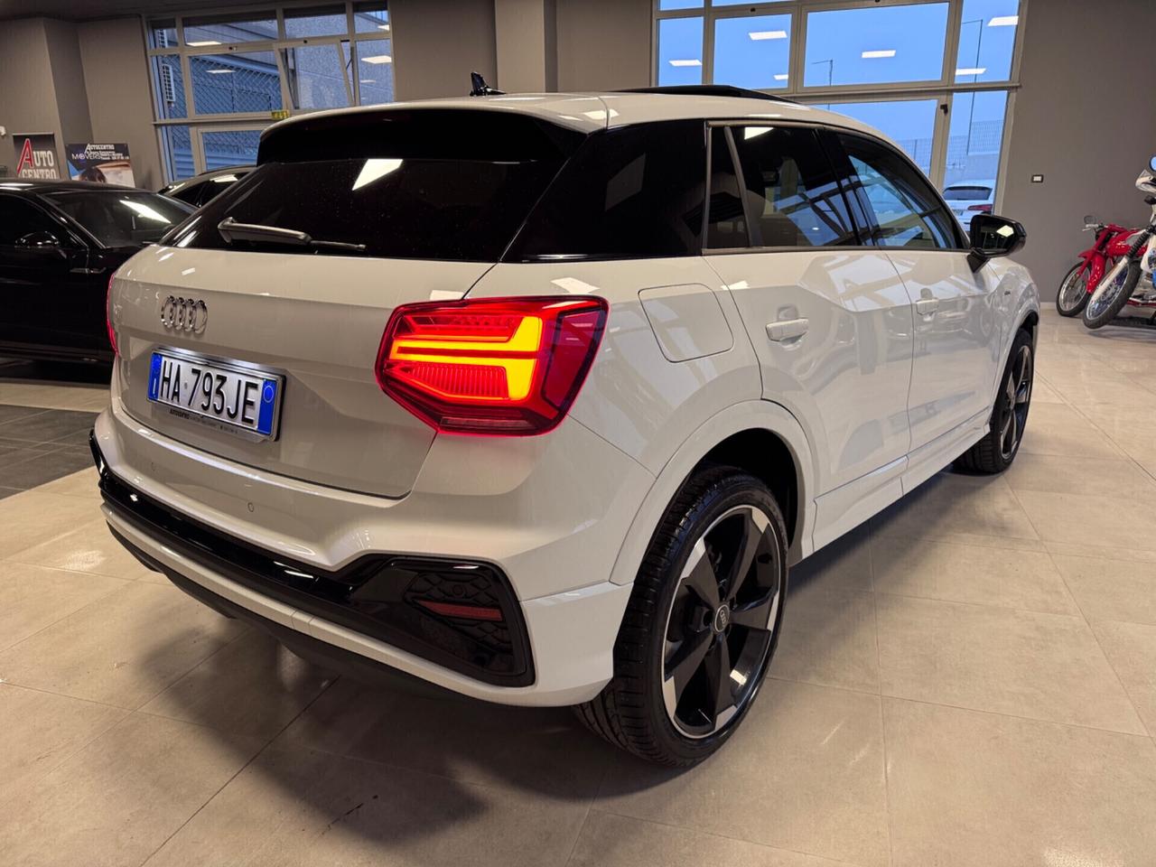 AUDI Q2 2.0 TDI STRONIC SLINE + TETTO APRIBILE