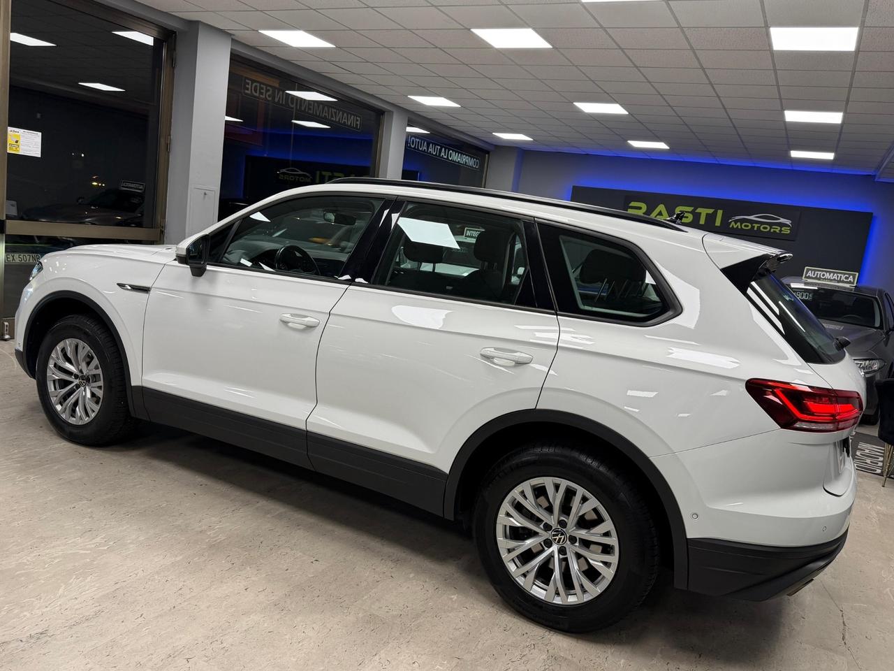 Volkswagen Touareg 3.0 V6 TDI SCR Elegance