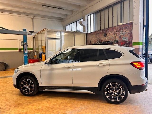 Bmw X1 sDrive18d xLine