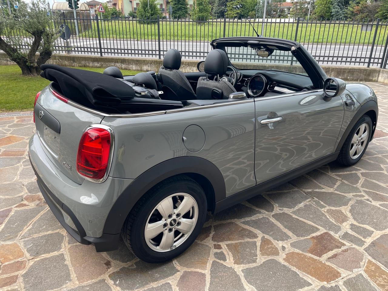 Mini 1.5 One Cabrio