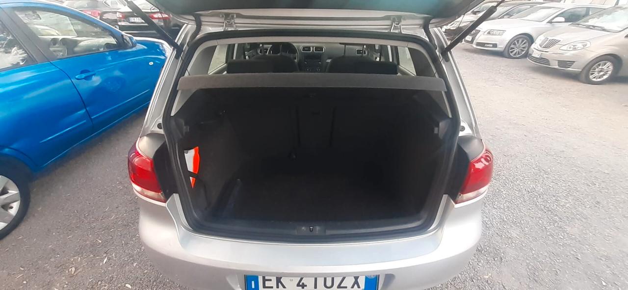 Volkswagen Golf 2012 - 1.6 TDI Lb automobili