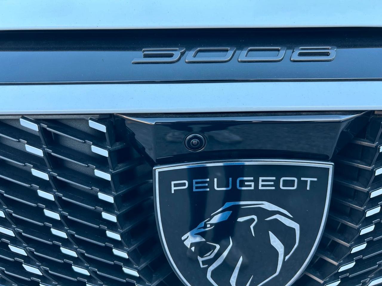 Peugeot 3008 1.2 HYBRID 145cv E-DCS6