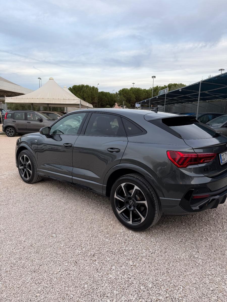 AUDI - Q3 Sportback - Q3 SPB 35 TDI S tronic S line edition