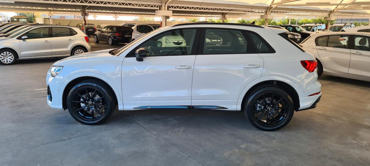 Audi Q3 35 TDI 150cv quattro S-Line Night Edition