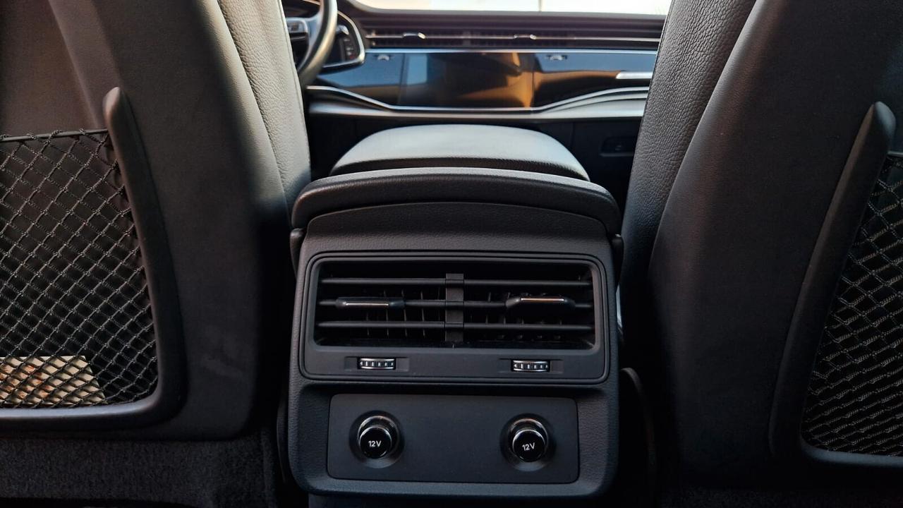 Audi Q8 45 TDI quattro tiptronic Sport