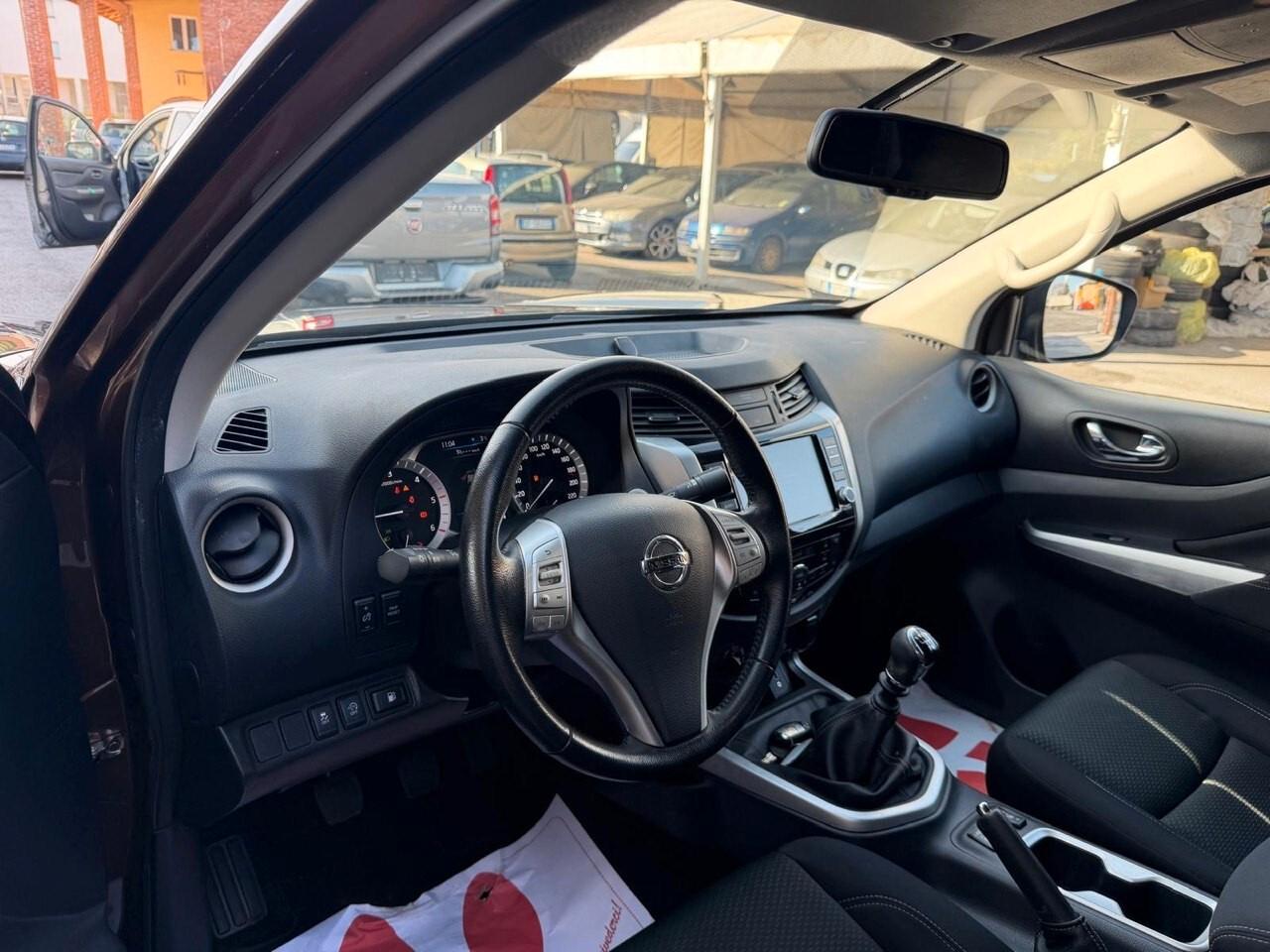 Nissan Navara 2.3 dCi 4WD King Cab Acenta