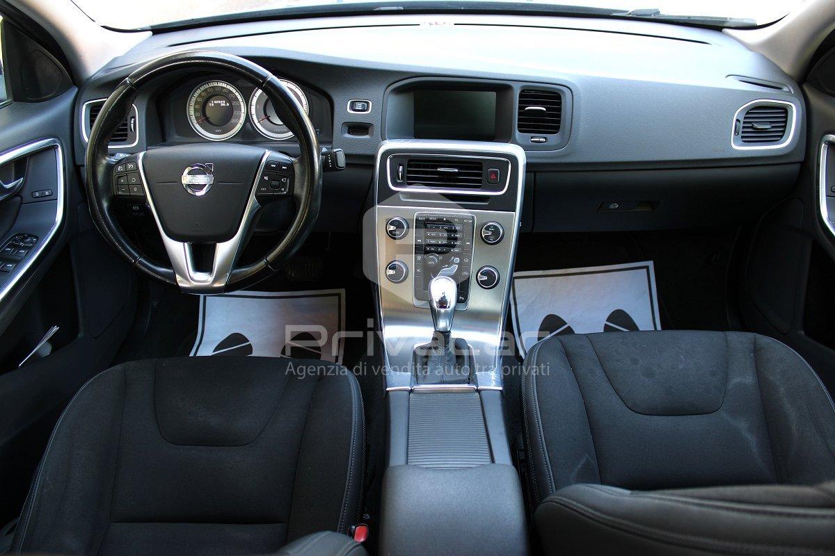 VOLVO S60 D3 Geartronic Momentum