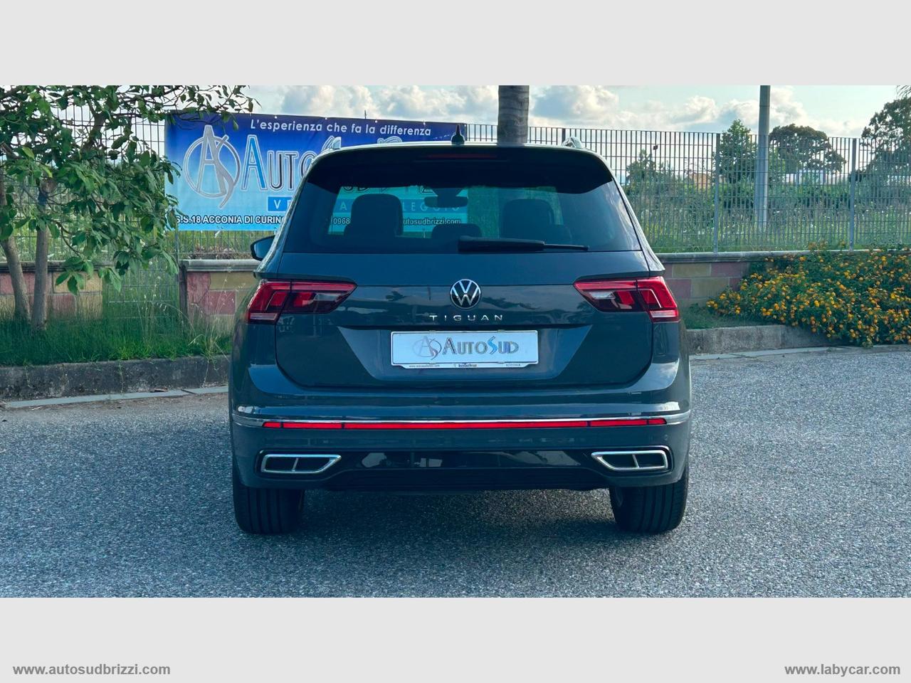 VOLKSWAGEN Tiguan 2.0 TDI 150CV SCR DSG R-Line