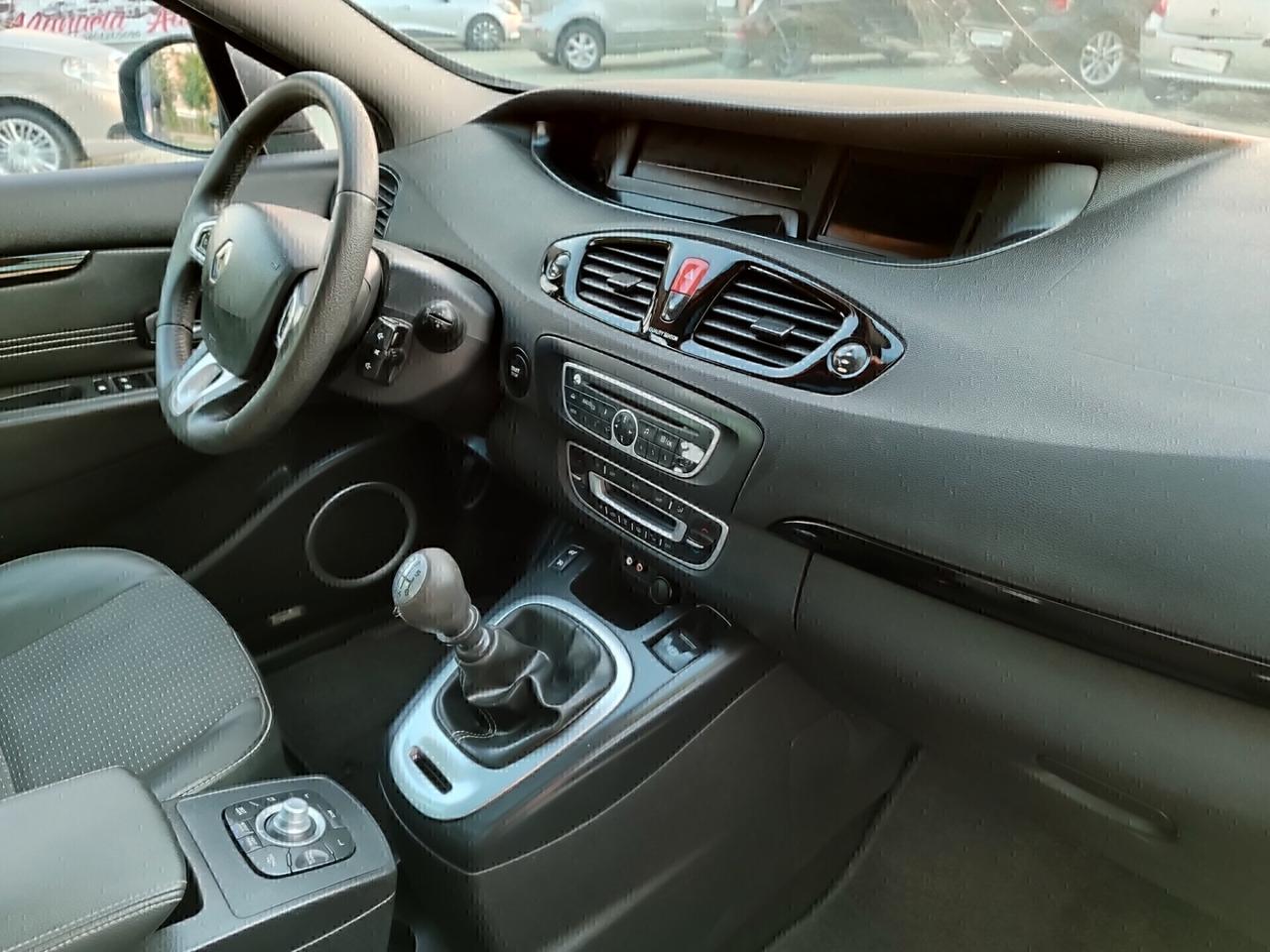 Renault Scénic 1.9 dCi~7 POSTI~09/2011