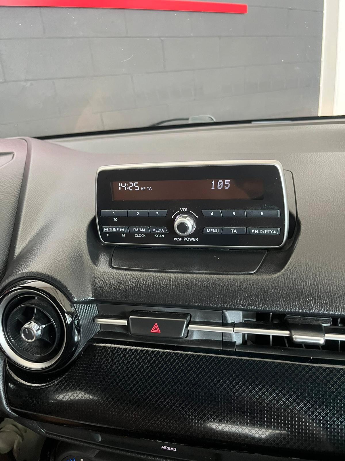 Mazda 2 Mazda2 1.5 Skyactiv-G Essence Prezzo NON vincolato a formule di finanziamento
