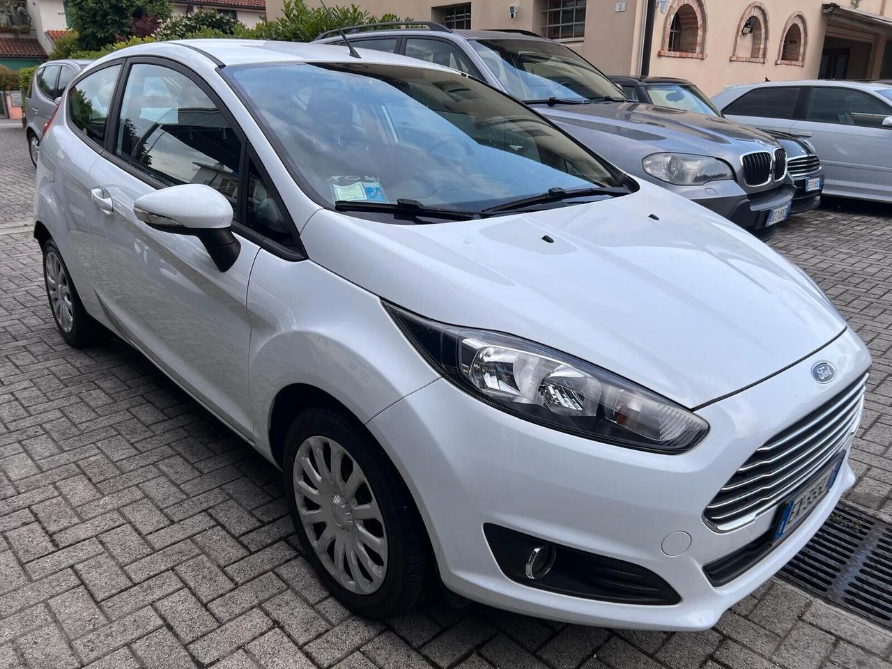 Ford Fiesta 1.4 GPL Titanium