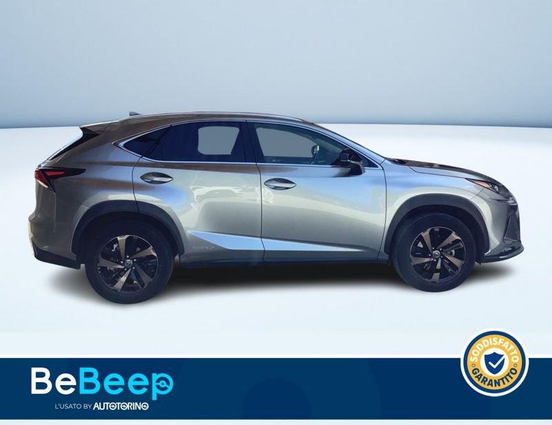 Lexus NX 300H 2.5 PREMIUM 4WD CVT