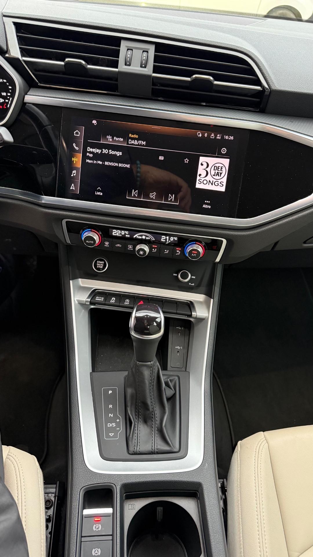 Audi Q3 35 TDI S tronic Business Advanced