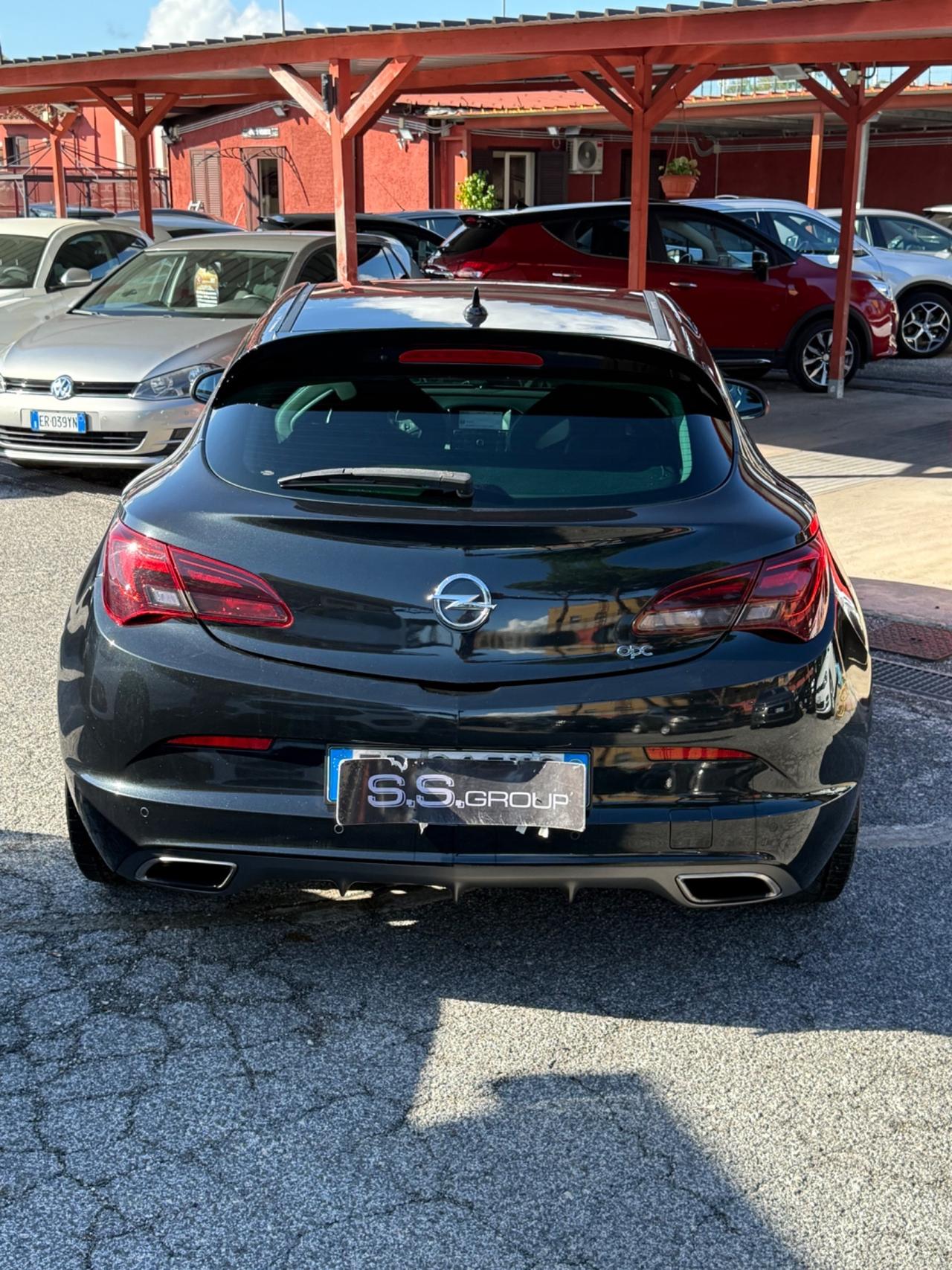 Astra GTC 2.0 Turbo 280CV -OPC-unipro-rate