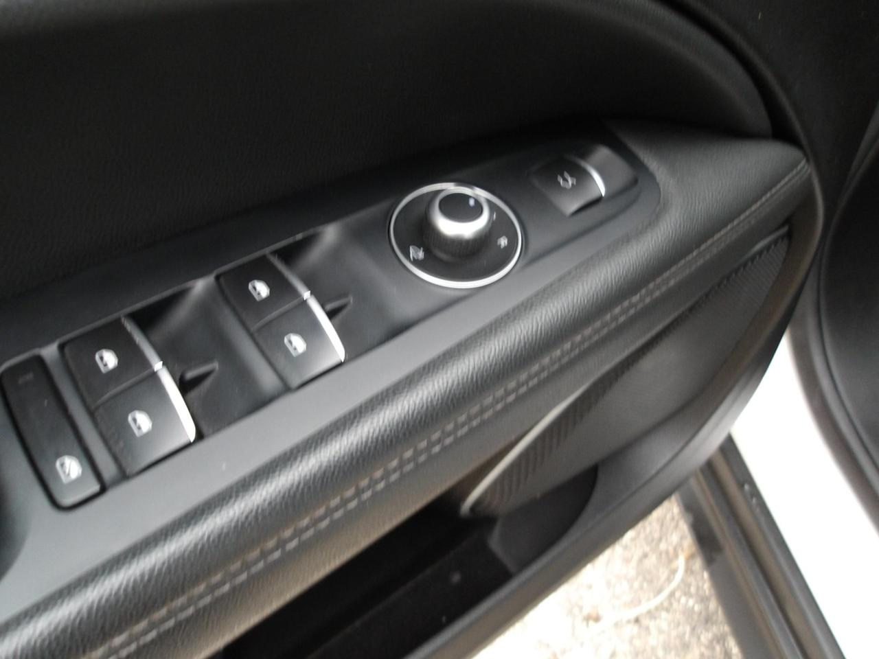 Alfa Romeo Stelvio 2.2 t Super rwd 180cv auto