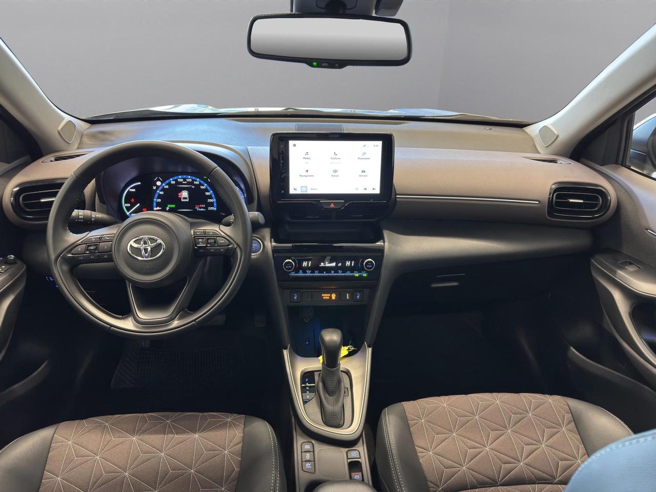 Toyota Yaris Cross 1.5h Lounge fwd 116cv e-cvt