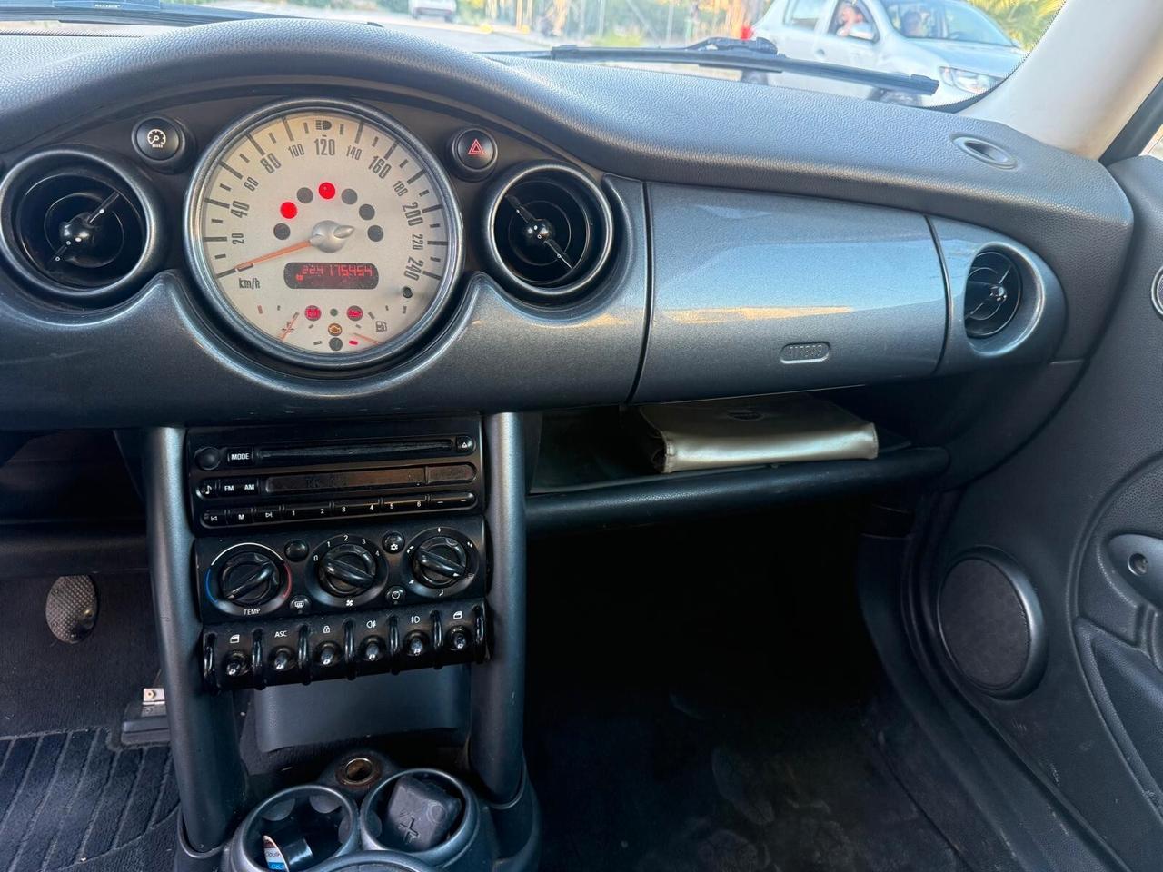 Mini Cooper One D 1.4 tdi 75cv