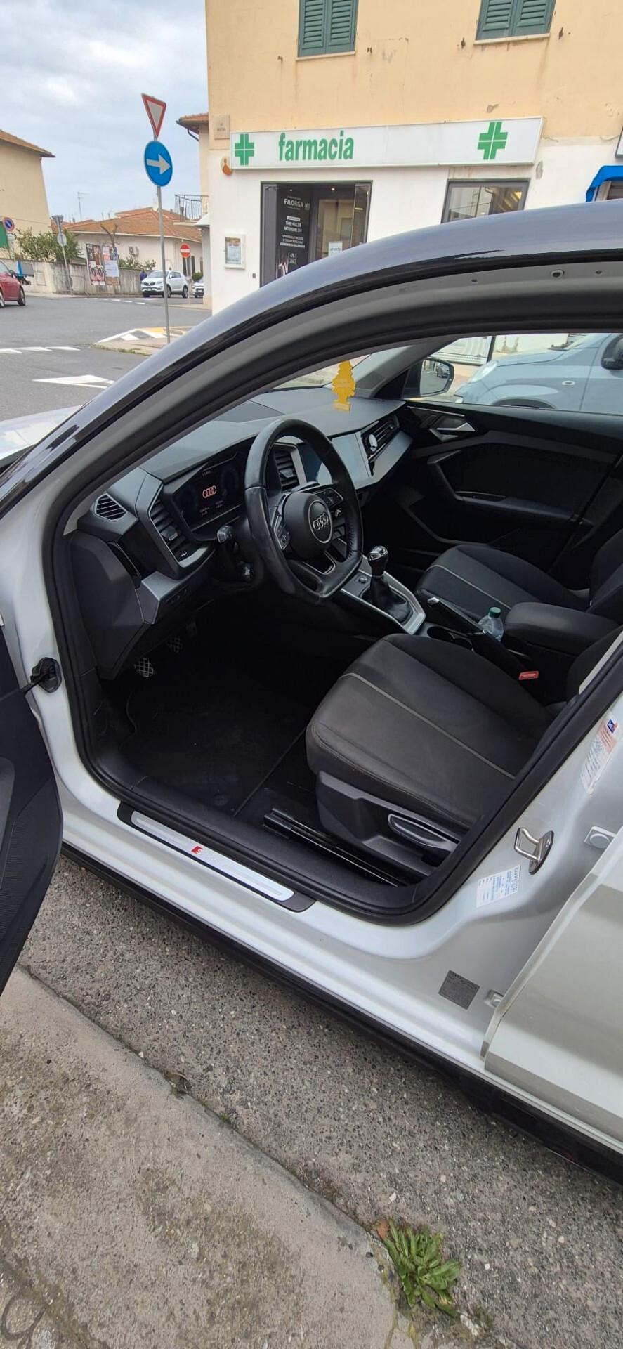 124.188KM A3 1.0 SPB MOLTO BELLA GARANZIA INCLUSA