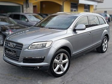 AUDI Q7 3.0 V6 TDI 240Cv *7POSTI* quattro Tiptronic S-LINE