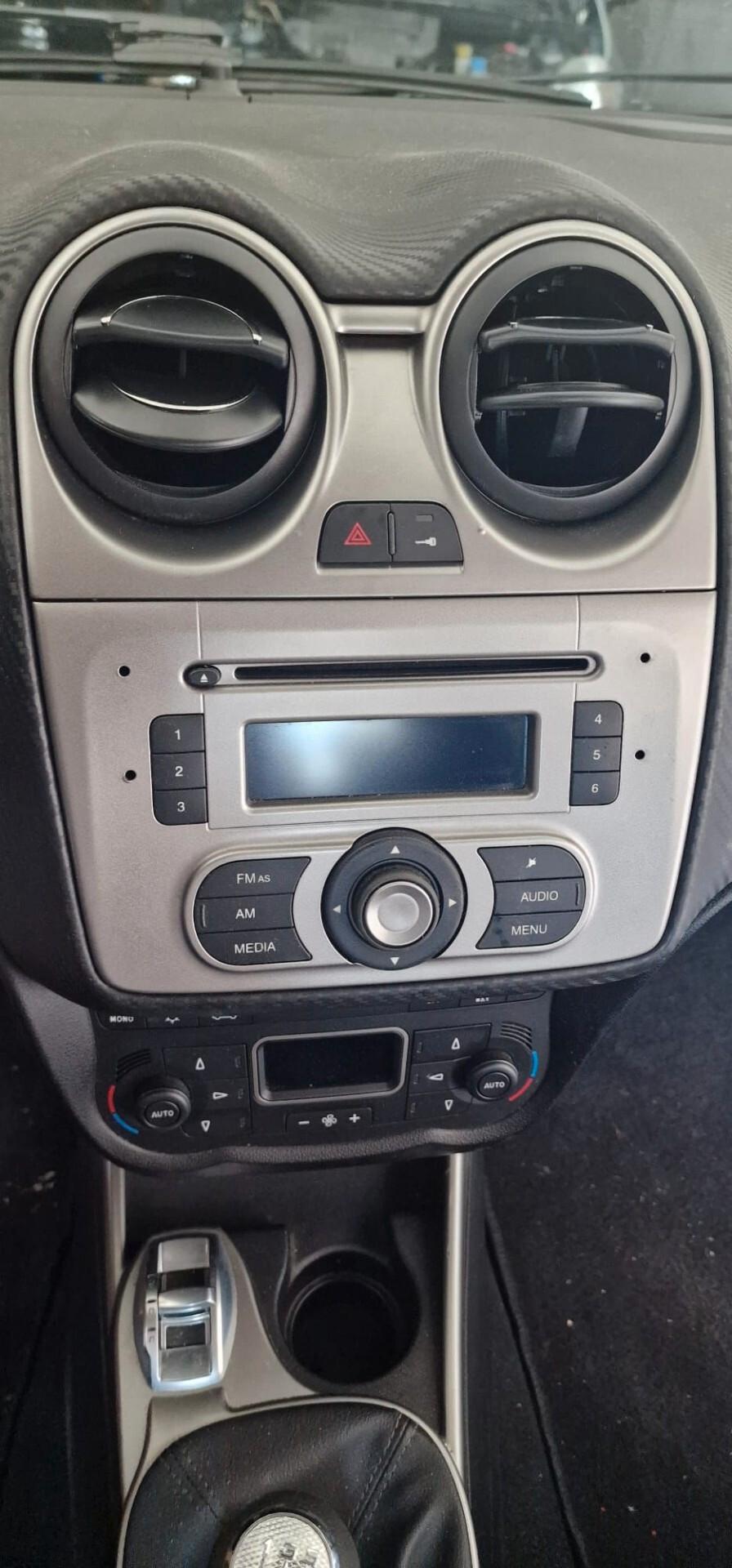 Alfa Romeo MiTo 1.3 JTDm-2 x NEOPATENTATI 2011
