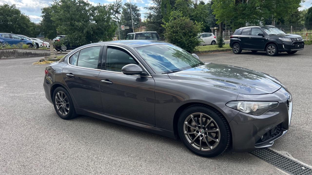 Alfa Romeo Giulia 2.2 Turbodiesel 150 CV Super