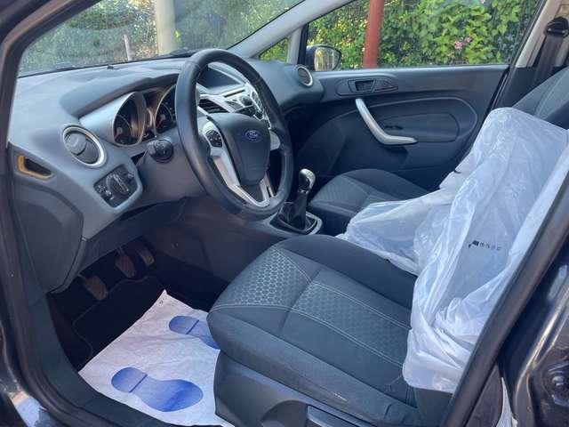 Ford Fiesta Fiesta 5p 1.4 16v + Gpl