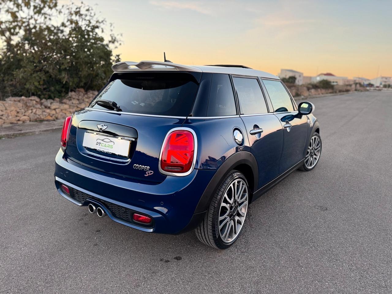 Mini Cooper SD 5 porte Tetto*Auto*Led