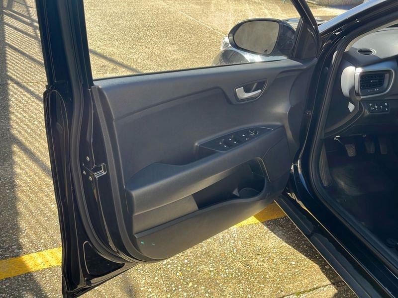 Kia Stonic 1.0 T-GDI 74KW MHEV BLACK EDITION