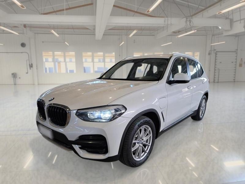 BMW X3 xDrive 30e Business Advantage Autom.