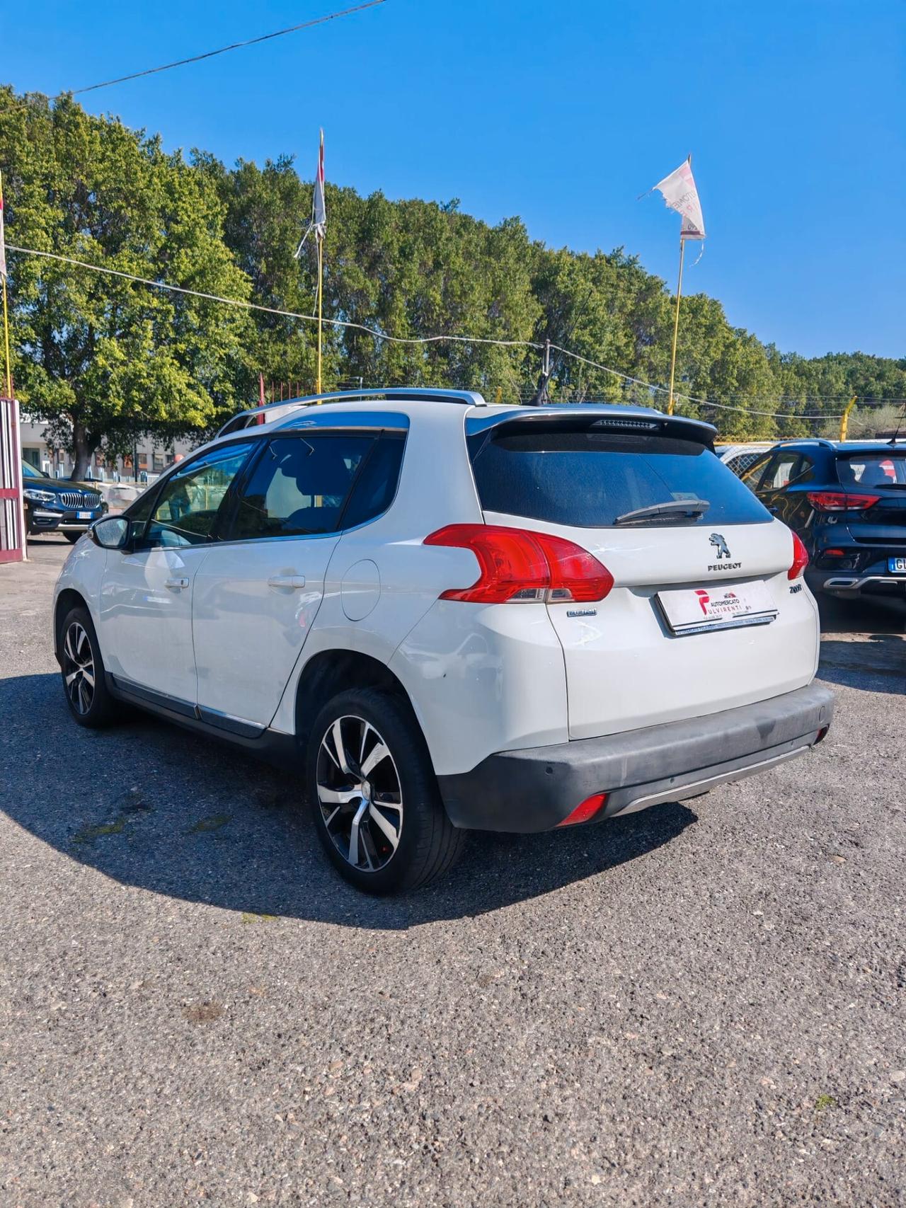 Peugeot 2008 BlueHDi 100 Allure