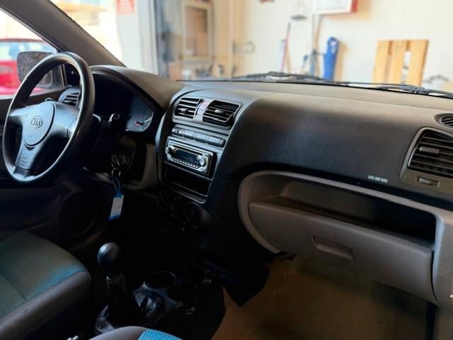 Kia Picanto 1.1 12V Spicy adatta a neopatentati