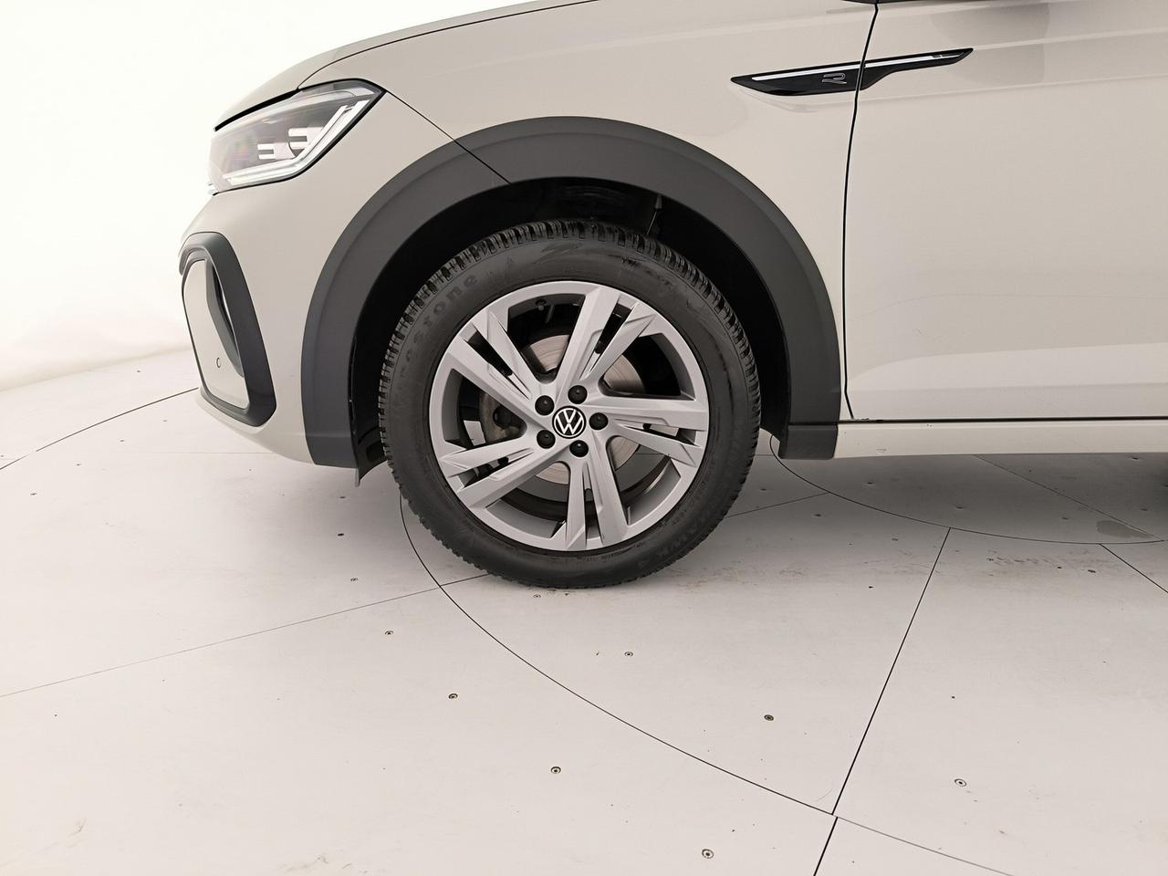 Volkswagen Taigo 1.0 tsi r-line 110cv