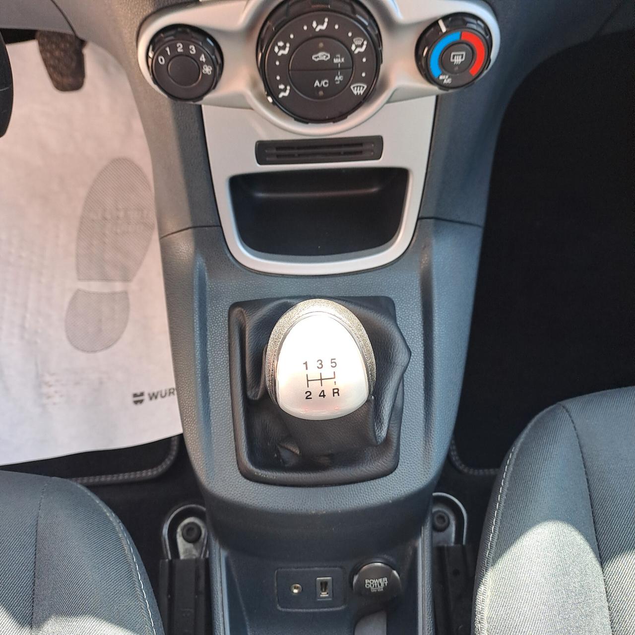 Ford Fiesta 1.2 Bz 60cv Titanium