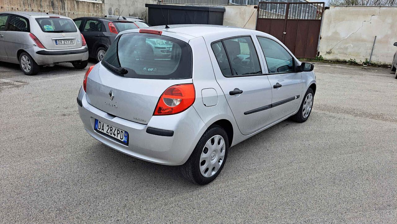 Renault Clio 1.5 DCi 70CV Confort 5 Porte