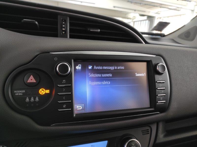 TOYOTA Yaris 3ª serie - Yaris 1.5 Hybrid 5 porte Active