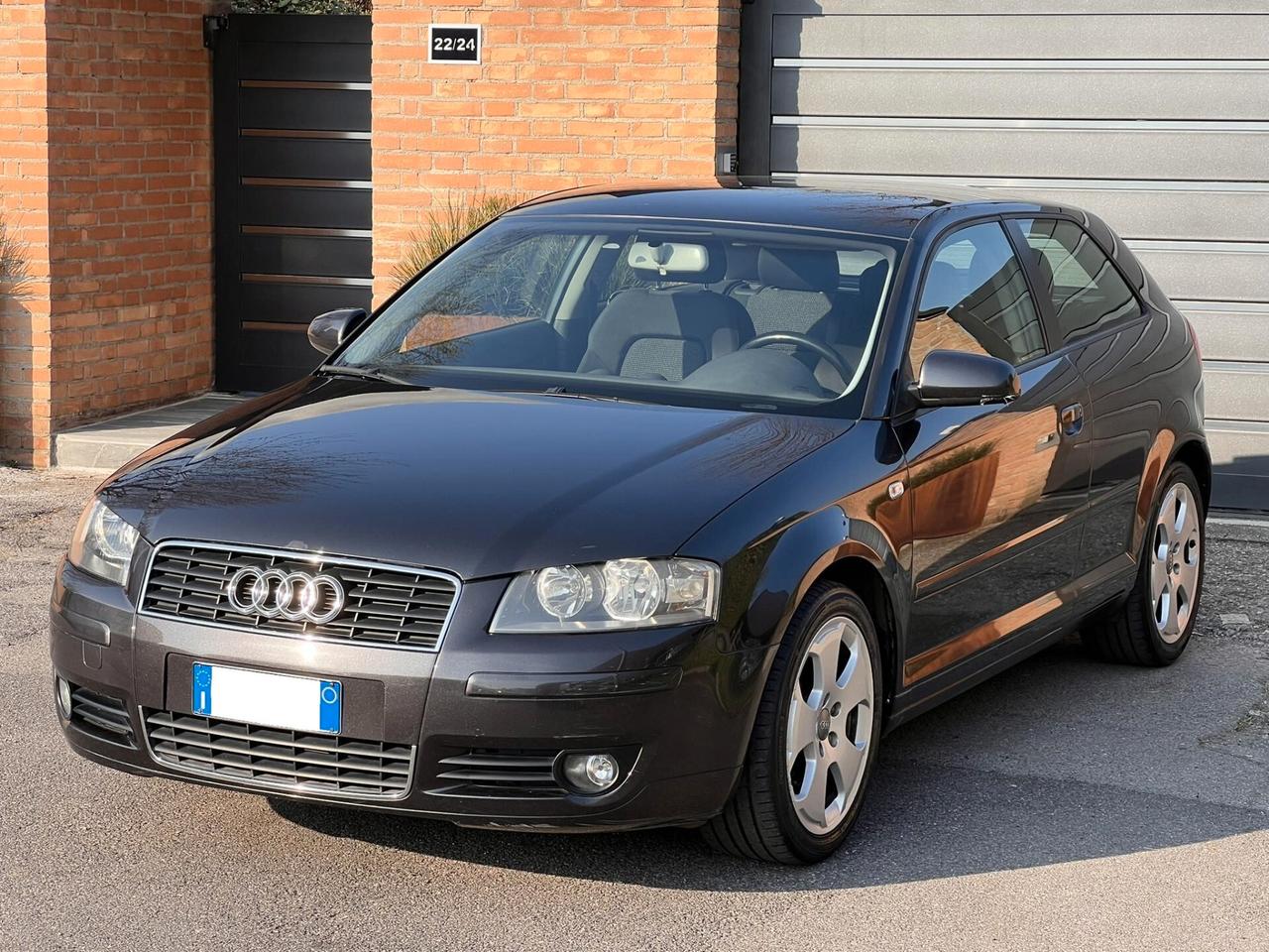 Audi A3 1.6i-U.Prop-Tag.Cert-GancioTraino-2005