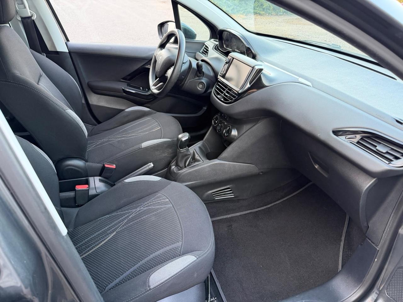 Peugeot 208 PureTech 82 5 porte Allure
