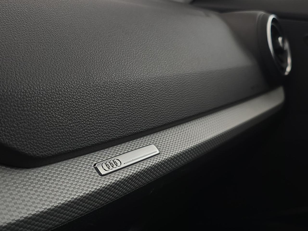 Audi Q2 30 2.0 tdi admired