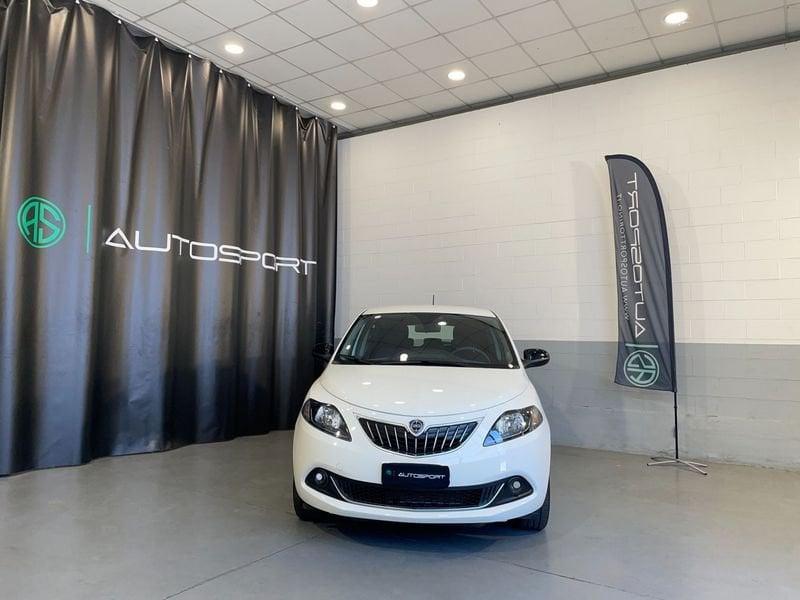 Lancia Ypsilon 1.0 FireFly 5 porte S&S Hybrid Platino