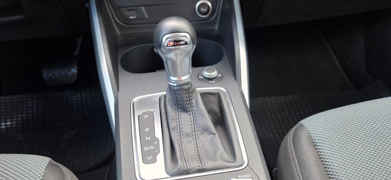 Audi Q2 30 TDI Business Design