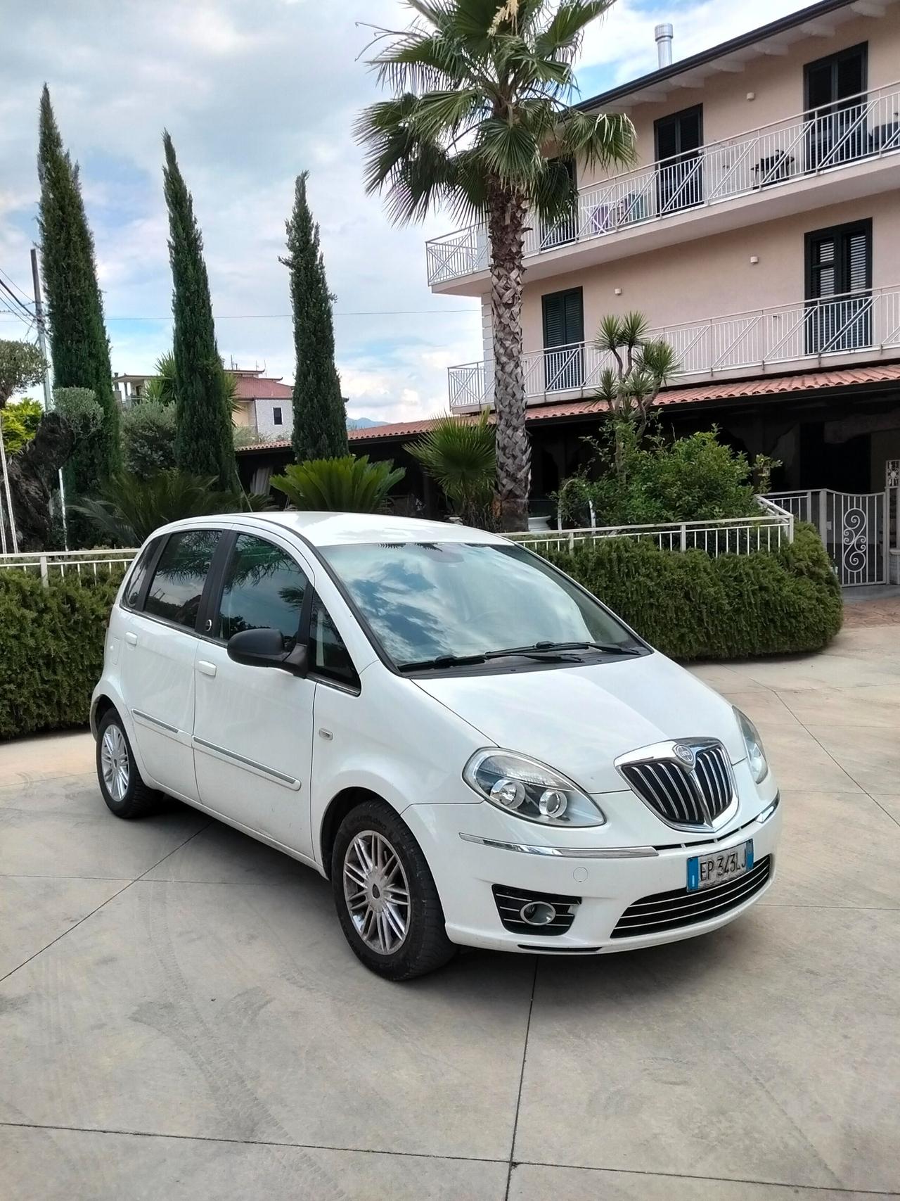 Lancia MUSA 1.4 8V Ecochic (GPL) Diva