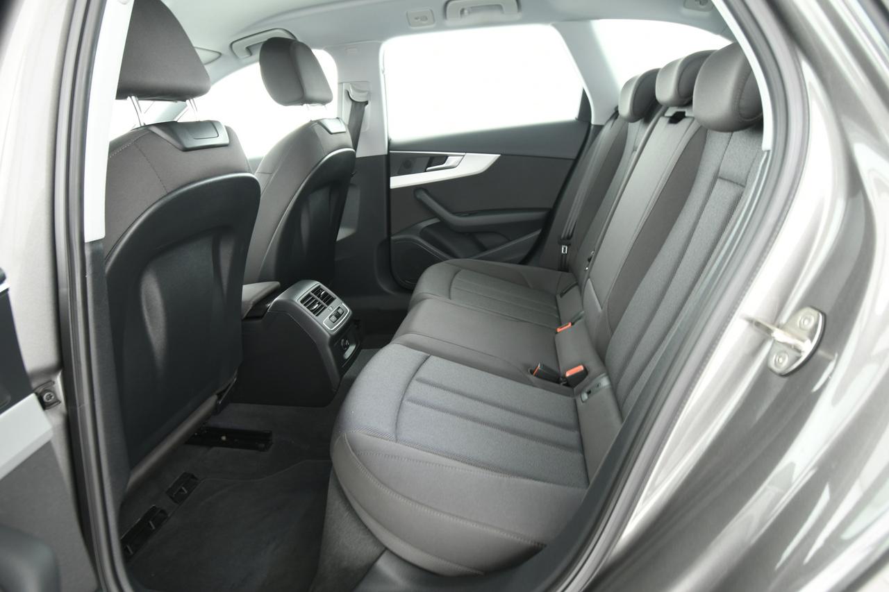 AUDI A4 Avant 40 2.0 tdi mhev Business Advanced quattro 204cv ACC+FULL LED