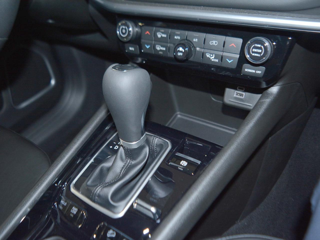 Jeep Compass 1.3 turbo t4 phev altitude 4xe at6