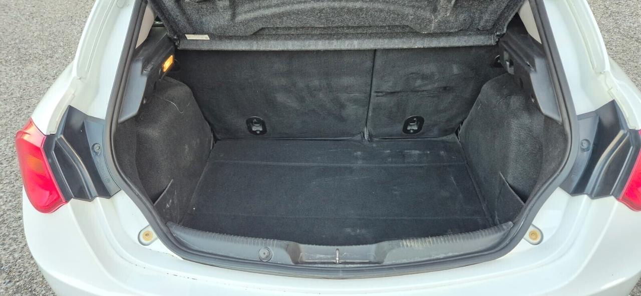 Alfa Romeo Giulietta 1.6JTDm 120CV-2017-Gar3Anni