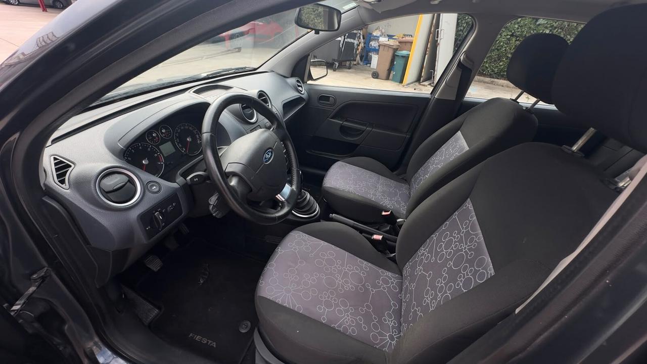 Ford Fiesta 1.2 16V 5p.