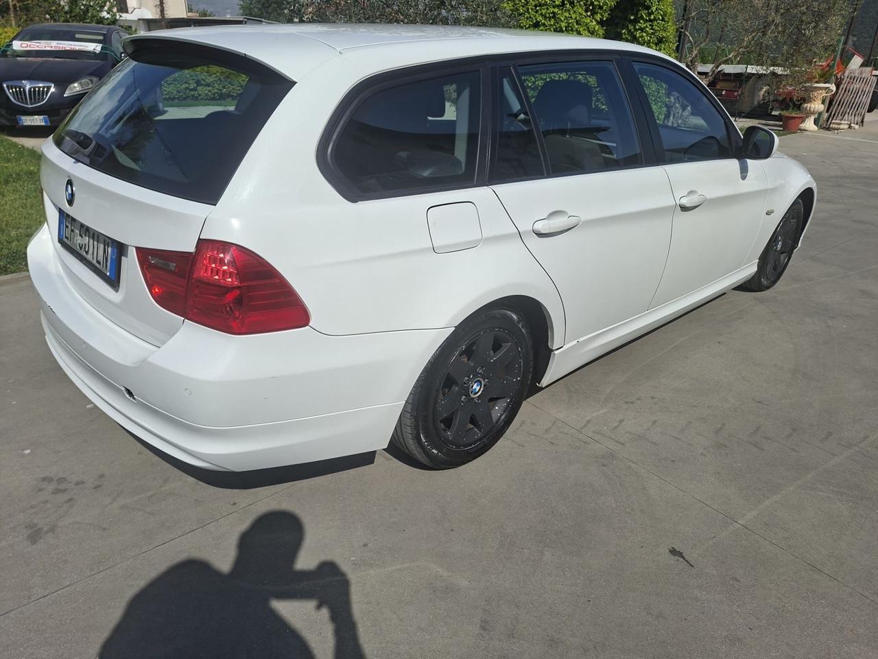Bmw 320d cat Touring distribuzione appena effettuata